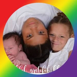 Meet your Posher, Regina